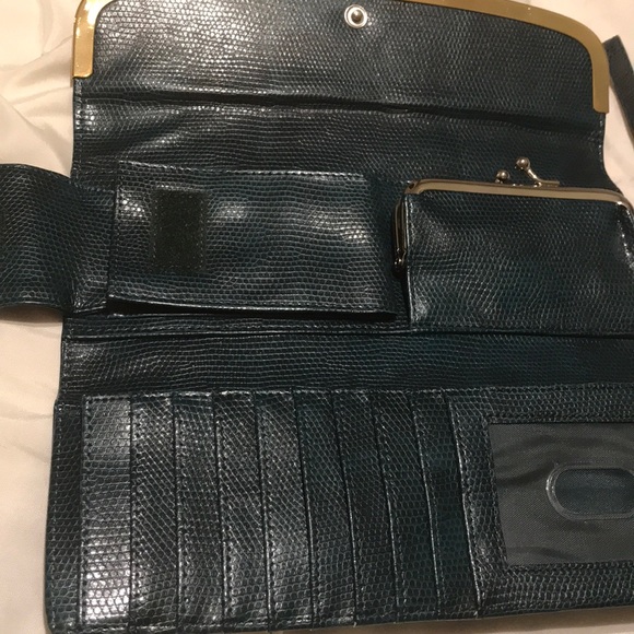 Clutch - Picture 6 of 8